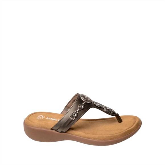NEW MINNETONKA women's brecca shimmery toe post sandal in pewter - Picture 3 of 5
